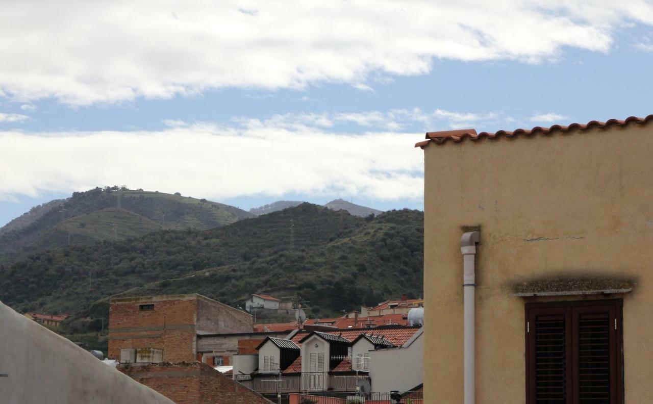 Case Vacanza Le Casette Santo Stefano di Camastra Dış mekan fotoğraf