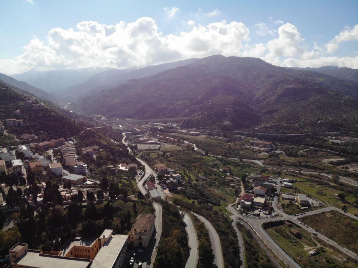 Case Vacanza Le Casette Santo Stefano di Camastra Dış mekan fotoğraf